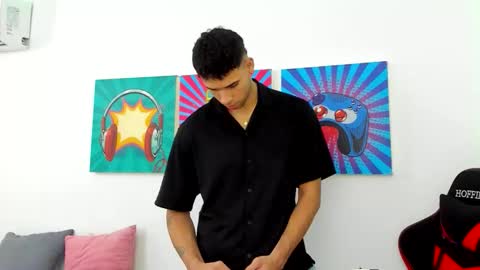 Maximo Santana online show from March 24, 2026, 1:27 pm