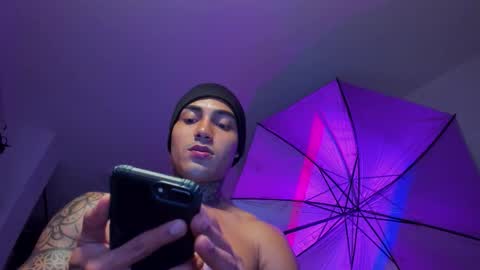 Santi Ferrer online show from December 3, 2025, 1:57 am