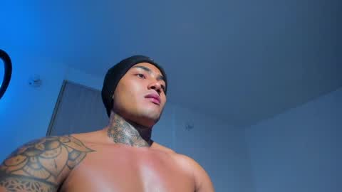 Snapshot of santi__ferrer chatting on May 6, 2026, 1:36 am Santi Ferrer online show from May 6, 2026, 1:36 am