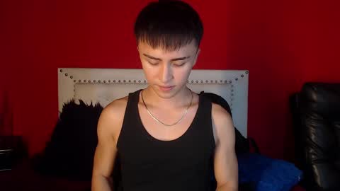 Snapshot of santi_fabulous chatting on March 5, 2025, 2:25 am santi_fabulous online show from March 5, 2025, 2:25 am