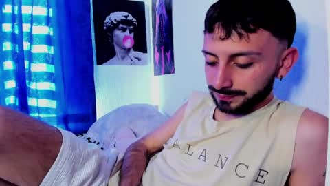 Santi online show from May 25, 2026, 9:21 pm