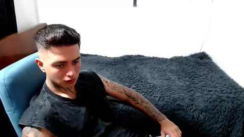 santi_ss online show from October 10, 2025, 1:59 am