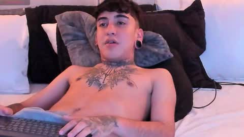 SantiAbader online show from December 5, 2025, 7:28 am