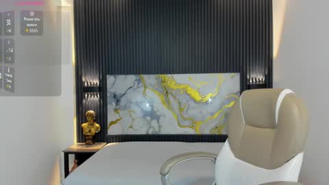 Snapshot of santiago_russo18 chatting on October 7, 2025, 12:35 pm santiago_russo18 online show from October 7, 2025, 12:35 pm