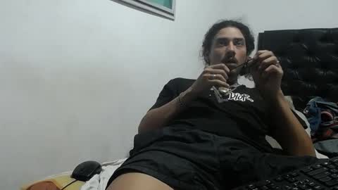 Santiago    online show from October 1, 2025, 9:04 am