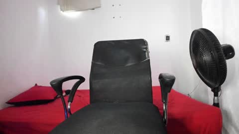 Julius Novachrono  online show from January 31, 2025, 10:31 pm