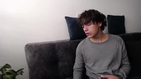 Snapshot of santii_rose chatting on January 24, 2025, 4:06 pm Santii online show from January 24, 2025, 4:06 pm