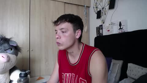 Snapshot of santii_rose chatting on September 12, 2025, 7:25 pm Santii online show from September 12, 2025, 7:25 pm