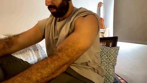 Snapshot of santopapi69 chatting on December 18, 2024, 8:36 pm Papi online show from December 18, 2024, 8:36 pm