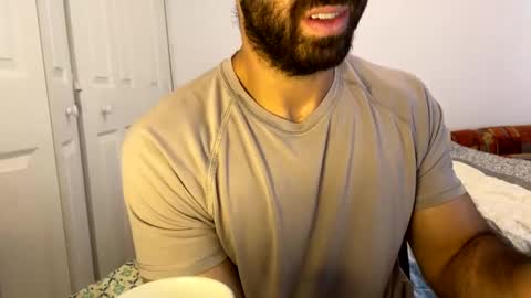 Snapshot of santopapi69 chatting on March 5, 2025, 6:34 pm Papi online show from March 5, 2025, 6:34 pm
