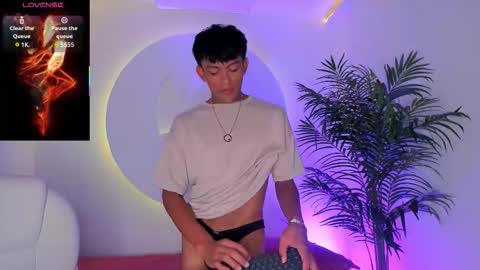 Santii online show from October 1, 2025, 10:27 pm