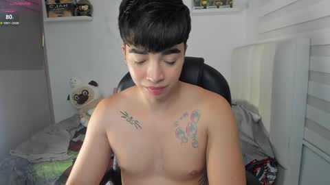 Snapshot of santy7u7 chatting on April 25, 2026, 1:41 pm Mr. Santiago online show from April 25, 2026, 1:41 pm