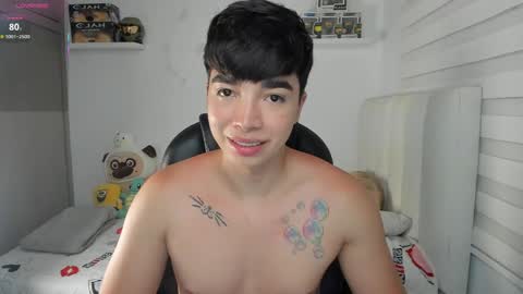 Snapshot of santy7u7 chatting on April 29, 2026, 1:37 pm Mr. Santiago online show from April 29, 2026, 1:37 pm