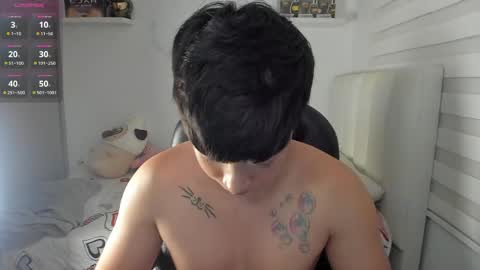 Snapshot of santy7u7 chatting on May 30, 2026, 1:52 pm Mr. Santiago online show from May 30, 2026, 1:52 pm