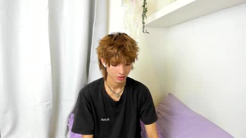 Snapshot of santy_kitty chatting on February 15, 2025, 12:04 am kitty online show from February 15, 2025, 12:04 am