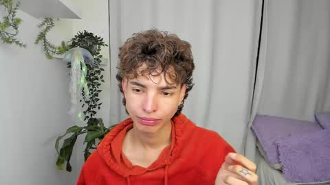 kitty online show from January 12, 2026, 12:49 am