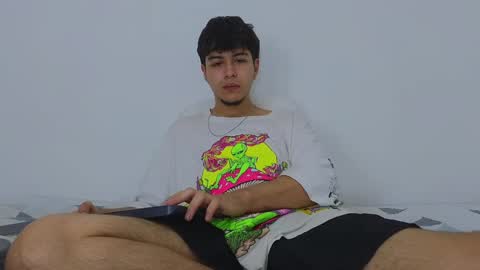 santybig18 online show from February 5, 2025, 7:39 am