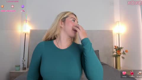 Saori  online show from March 31, 2026, 11:43 am