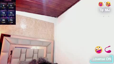 Snapshot of saori_sann_ chatting on February 19, 2025, 12:11 pm Saori online show from February 19, 2025, 12:11 pm