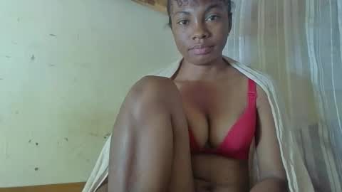 saphia online show from September 28, 2025, 11:15 am