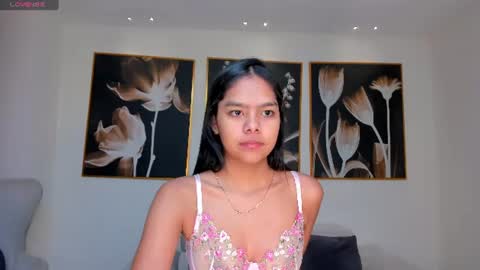 Snapshot of saphirajames chatting on June 13, 2026, 7:56 pm Saphira James online show from June 13, 2026, 7:56 pm