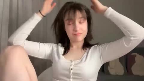 Snapshot of saphirree chatting on January 11, 2026, 10:59 pm Anny online show from January 11, 2026, 10:59 pm