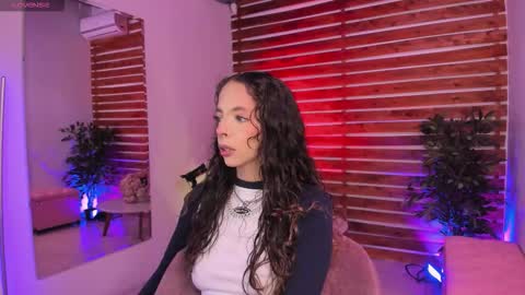 Snapshot of sapphire_venus chatting on November 12, 2025, 1:28 am Valerin online show from November 12, 2025, 1:28 am