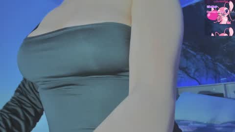 Snapshot of sara_allenx chatting on February 2, 2025, 1:45 am sara allenx online show from February 2, 2025, 1:45 am