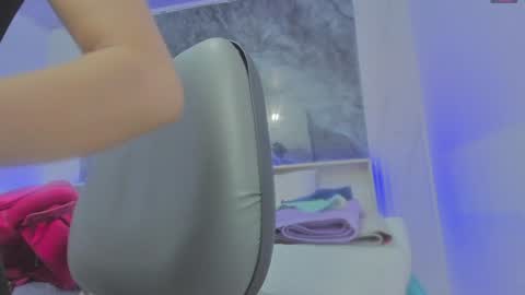 Snapshot of sara_allenx chatting on February 8, 2025, 11:33 am sara allenx online show from February 8, 2025, 11:33 am