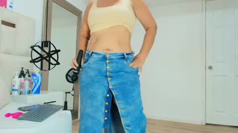 Snapshot of sara_bigass__ chatting on June 26, 2026, 8:02 pm sara online show from June 26, 2026, 8:02 pm