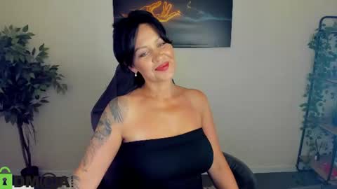 Snapshot of sara_devills chatting on July 21, 2026, 9:33 am Sara online show from July 21, 2026, 9:33 am