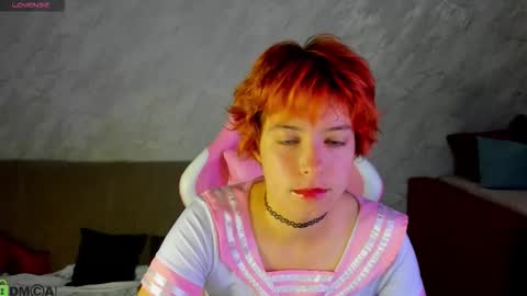 Snapshot of sara_frayy chatting on September 23, 2025, 12:24 am Sarah online show from September 23, 2025, 12:24 am
