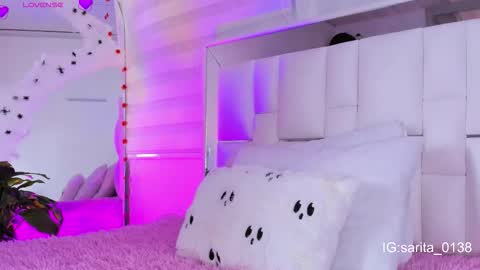 Snapshot of sara_goddess01 chatting on October 31, 2025, 7:04 pm Sara online show from October 31, 2025, 7:04 pm