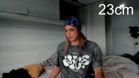 sara_hunter1 online show from October 16, 2025, 6:53 pm