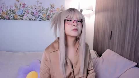 Sara  new account  give me thomb up  Follow me   help me reach 15k followers again   online show from October 12, 2025, 9:58 pm