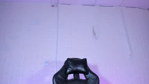 Sara Love online show from April 8, 2026, 3:06 am