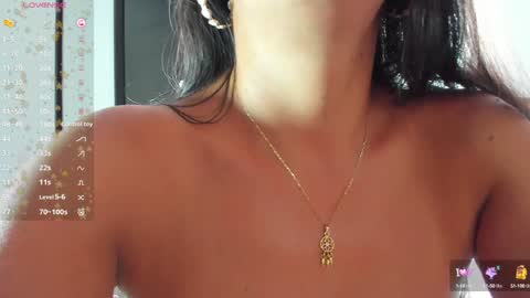 SARA    INDEPENDENT MODEL online show from February 5, 2025, 8:57 pm