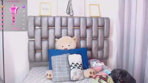 Snapshot of sara_marks chatting on June 22, 2026, 10:56 am S A R A online show from June 22, 2026, 10:56 am