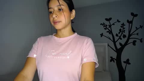 Sara online show from September 9, 2025, 1:38 am