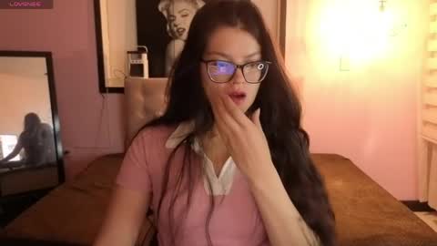 sara_valderrama_ online show from May 14, 2026, 12:56 pm