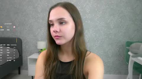 Snapshot of sara_whooops chatting on October 6, 2025, 7:11 pm Im Sara online show from October 6, 2025, 7:11 pm