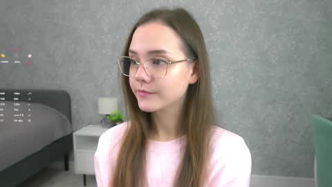 Snapshot of sara_whooops chatting on December 4, 2025, 6:38 pm Im Sara online show from December 4, 2025, 6:38 pm