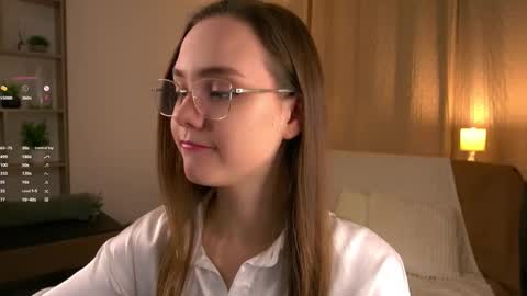 Snapshot of sara_whooops chatting on February 25, 2026, 6:06 pm Im Sara online show from February 25, 2026, 6:06 pm