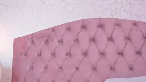 Sara  online show from April 6, 2026, 7:26 pm