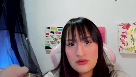 Snapshot of saraa_ramirez chatting on December 31, 2024, 3:45 am Sarah Ramirez online show from December 31, 2024, 3:45 am