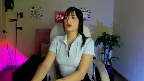 Snapshot of saraa_ramirez chatting on February 10, 2025, 11:57 am Sarah Ramirez online show from February 10, 2025, 11:57 am
