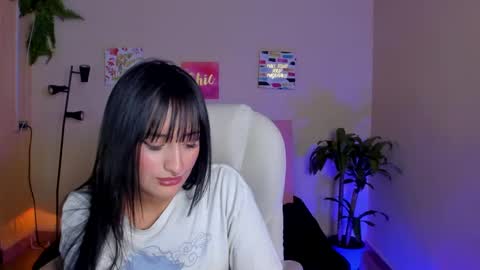 Snapshot of saraa_ramirez chatting on February 13, 2025, 8:34 pm Sarah Ramirez online show from February 13, 2025, 8:34 pm
