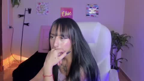 Snapshot of saraa_ramirez chatting on February 18, 2025, 2:27 pm Sarah Ramirez online show from February 18, 2025, 2:27 pm