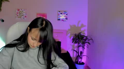 Snapshot of saraa_ramirez chatting on February 27, 2025, 2:32 pm Sarah Ramirez online show from February 27, 2025, 2:32 pm
