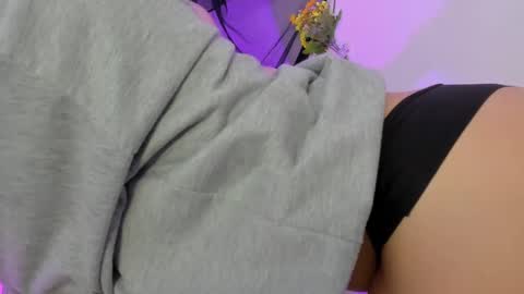 Snapshot of saraa_ramirez chatting on February 27, 2025, 11:48 pm Sarah Ramirez online show from February 27, 2025, 11:48 pm